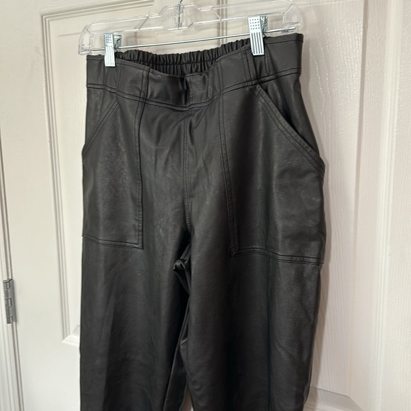 Spanx faux leather jogger sweat pants size large - Picture 6 of 10